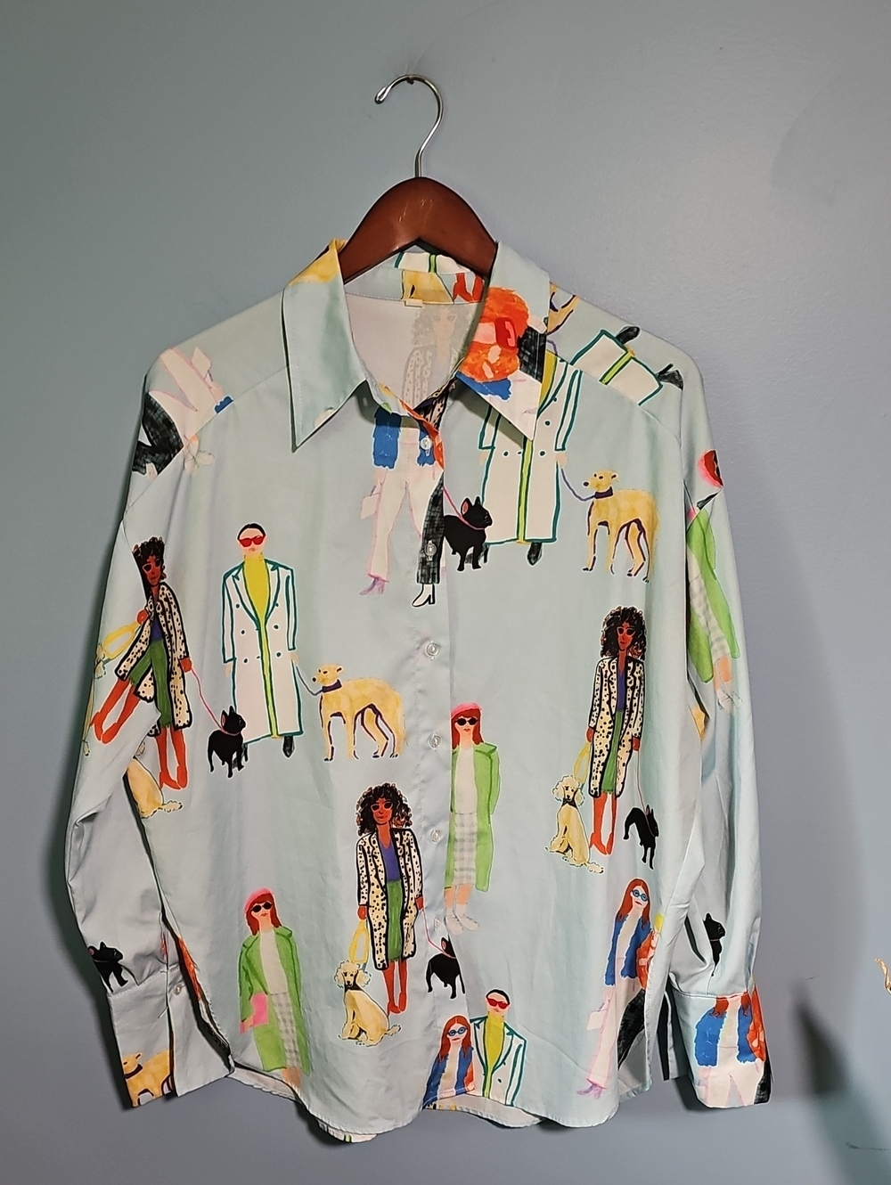 Cool Graphic Print Light Blue Button-Up Shirt Size Large